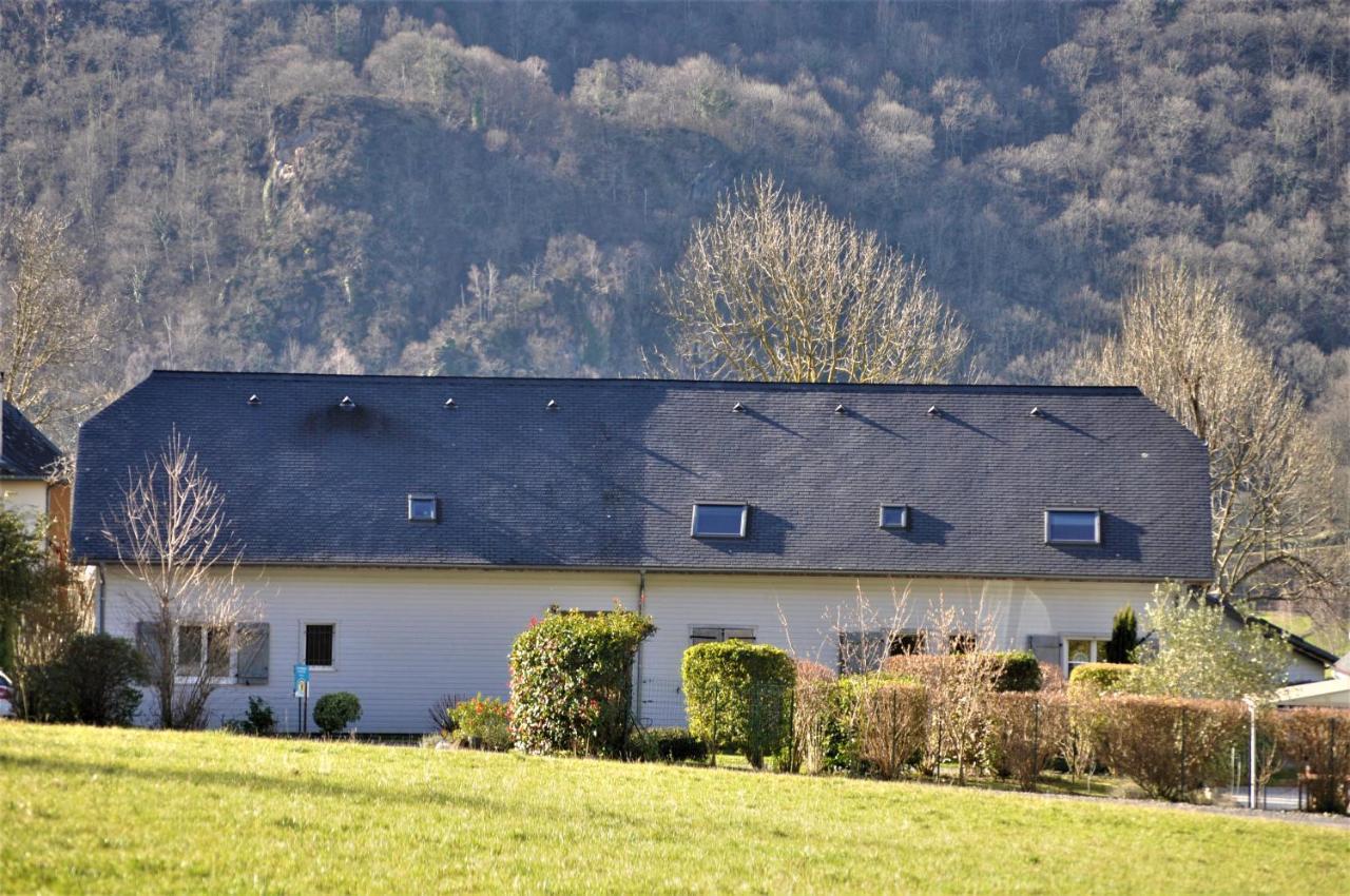Lo Saunei Laruns Exterior photo
