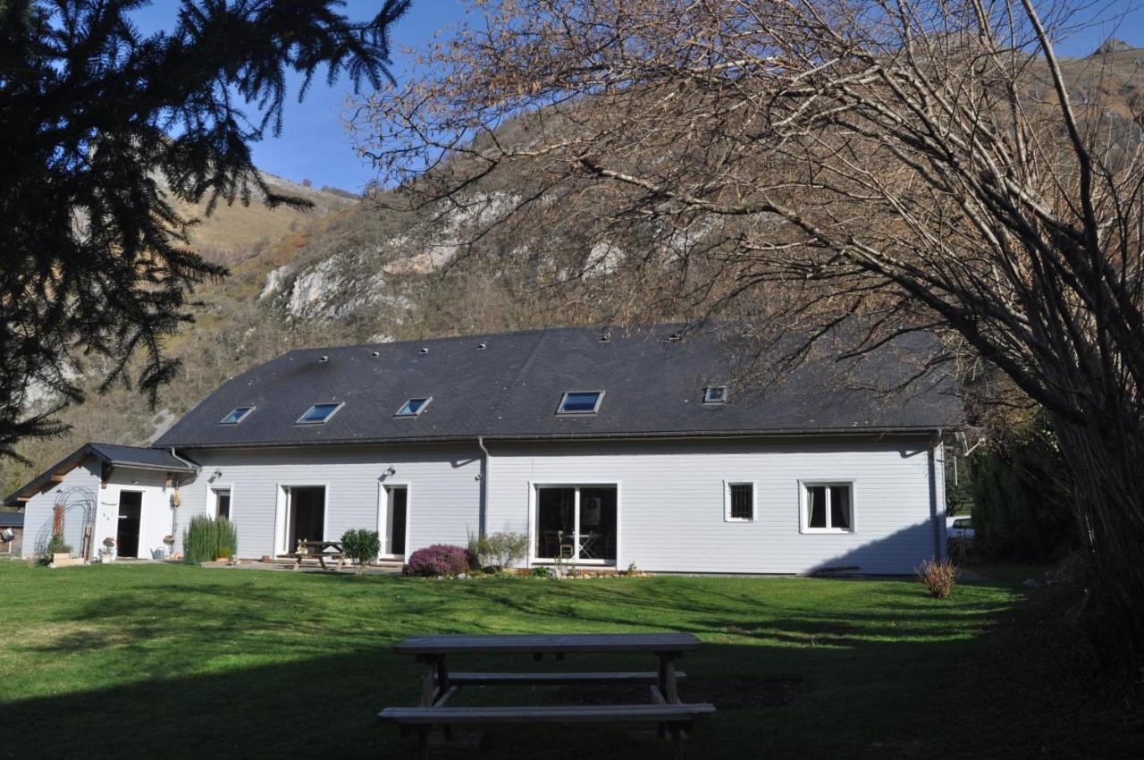 Lo Saunei Laruns Exterior photo